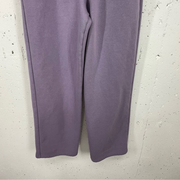 Puma Women’s size Medium Lavender Full Leg Fleece Joggers - Picture 4 of 14